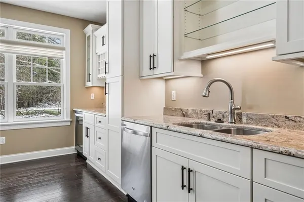 $505,000 | 883 Hearthstone Circle, Greensburg, PA 15601