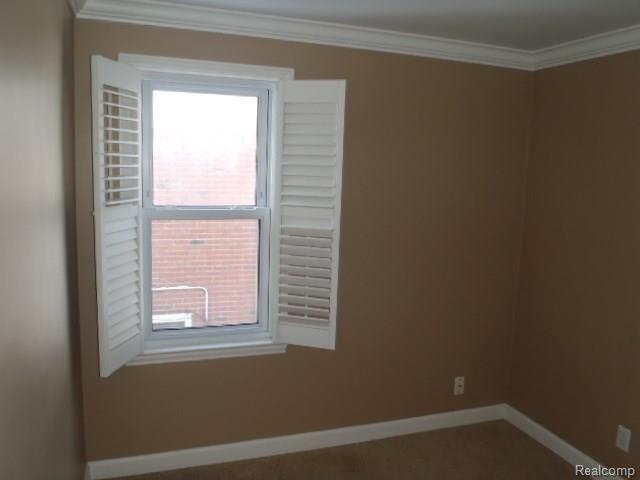 1160 Vernier Road Grosse Pointe, MI 48236 - Photo 8 of 13 int11.jpg