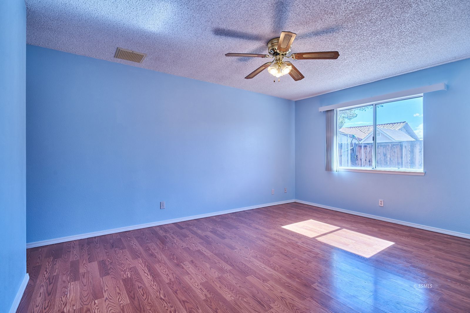 937 West Tamarisk Avenue Ridgecrest, CA 93555 - Photo 17 of 36