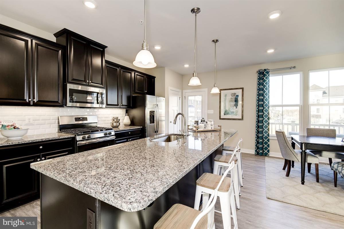 2923 Timberneck Way Hanover, MD 21076 - Photo 6 of 29 LOOK AT THE SIZE OF THE ISLAND!