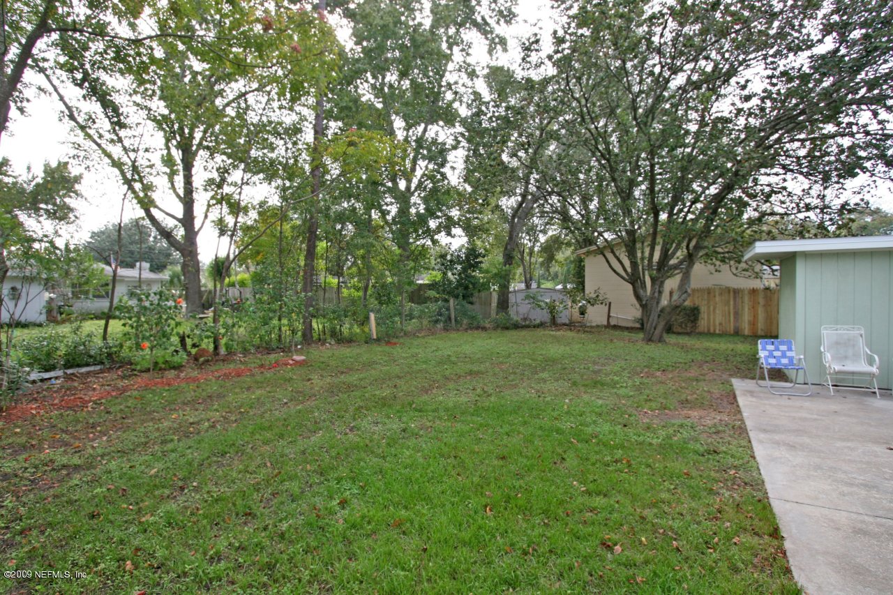 10720 Java Drive Jacksonville, FL 32246 - Photo 3 of 13 Backyard