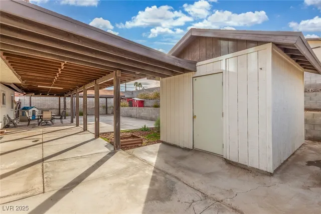 $415,000 | 742 Brick Drive, Henderson, NV 89002