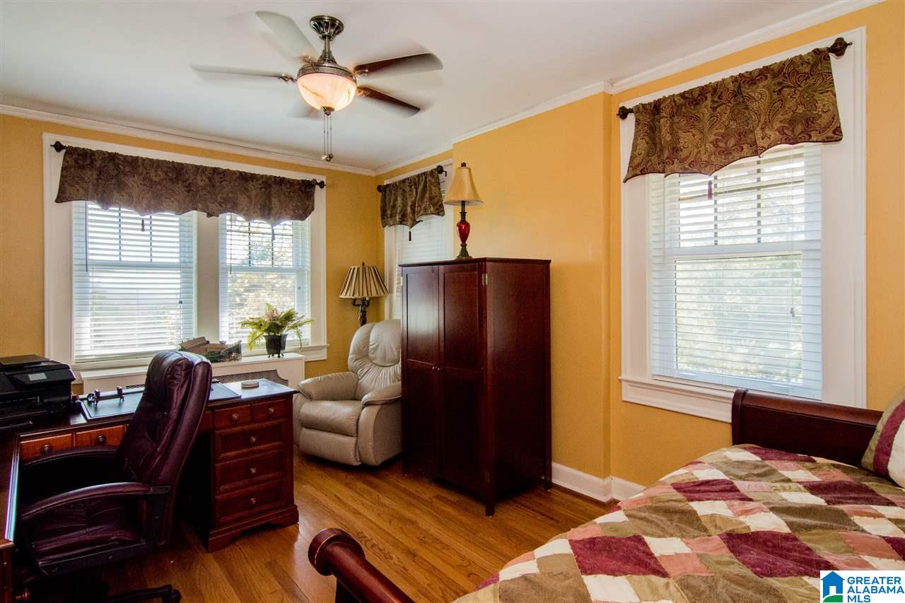 917 Shades Crest Road Birmingham, AL 35226 - Photo 34 of 50