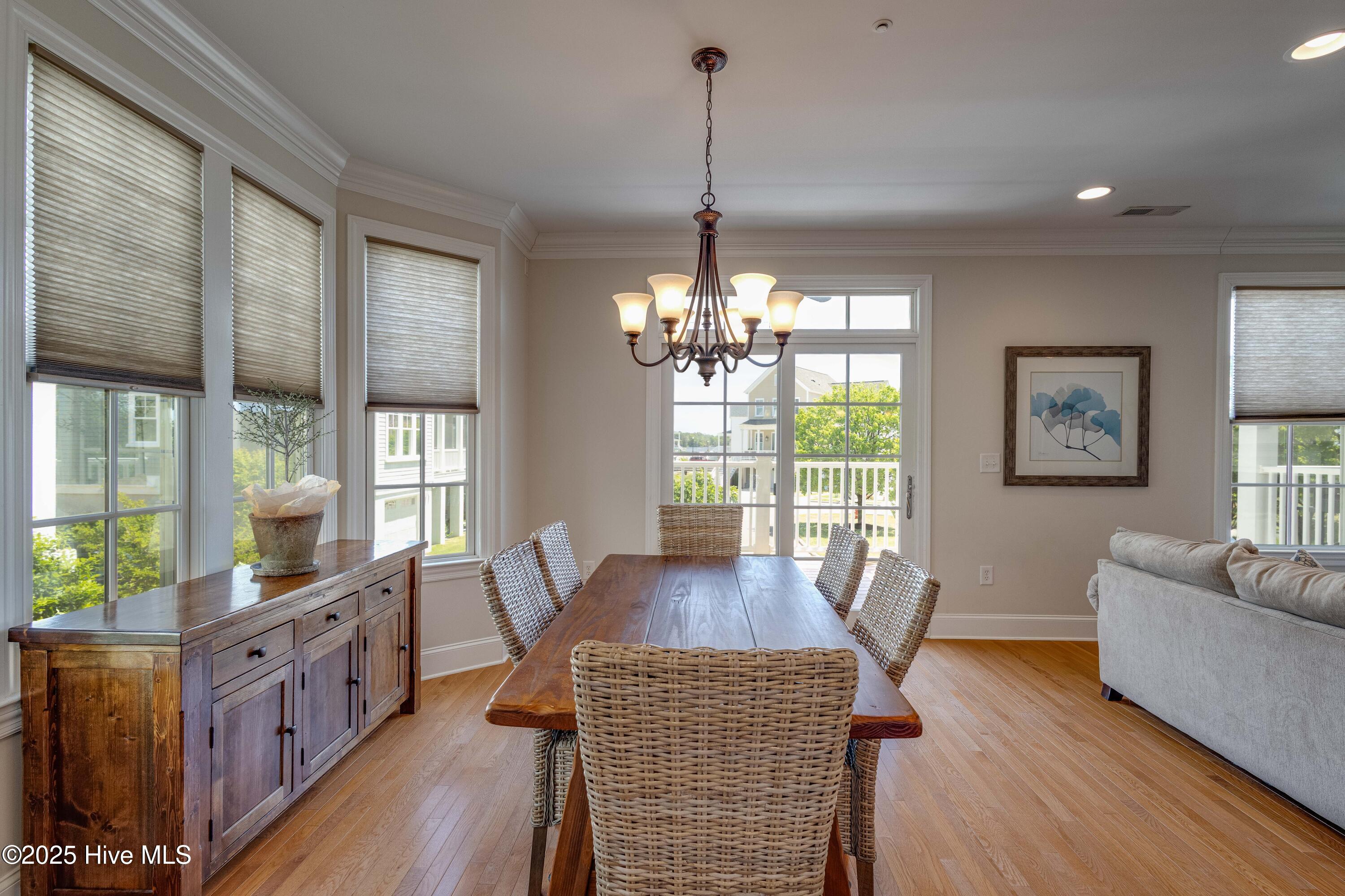 207 South Academy Street Washington, NC 27889 - Photo 8 of 42 Plenty of Dining Space (with a view) and tons of natural Light.
