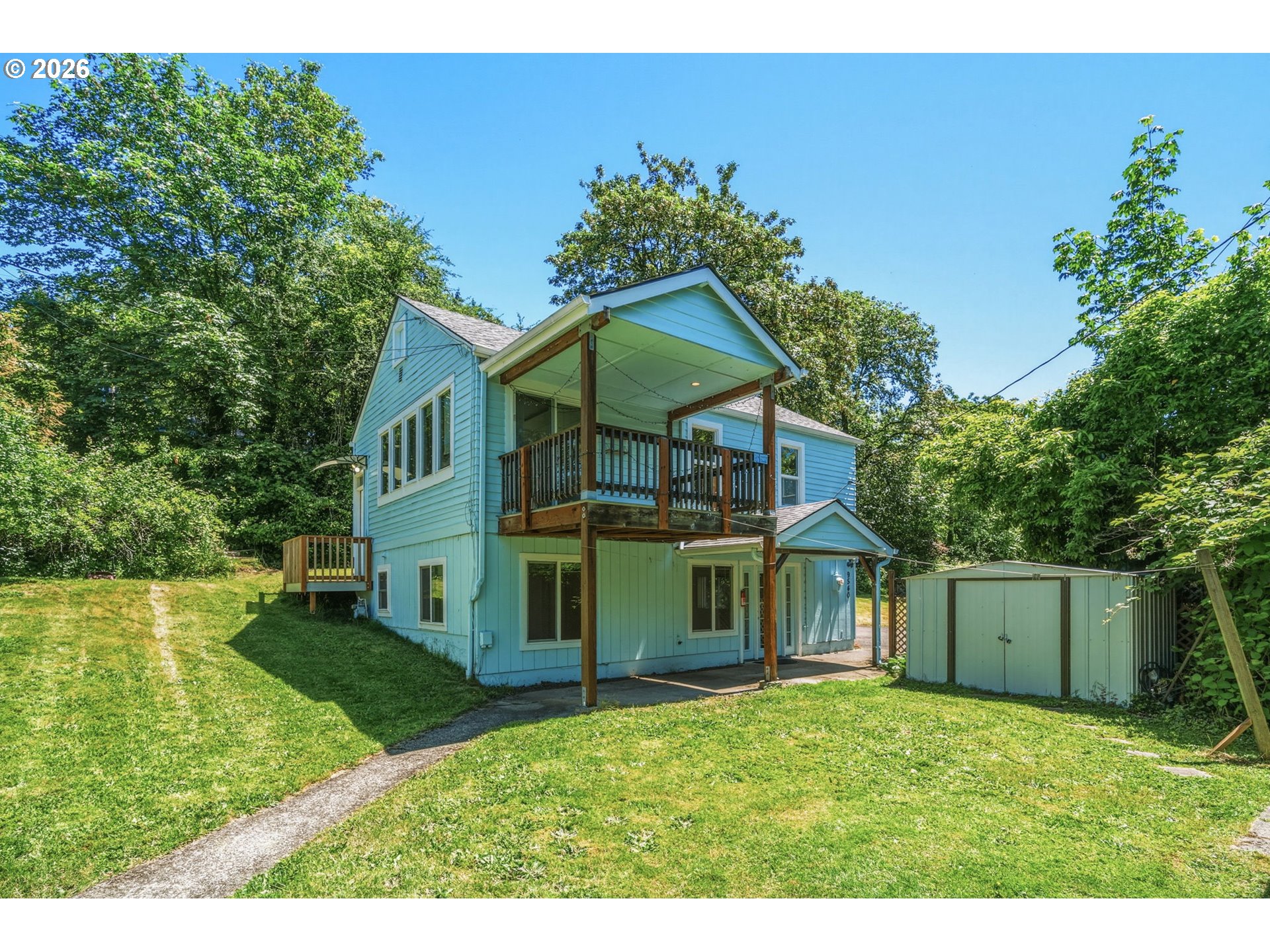 9540 Southwest Terwilliger Boulevard Portland, OR 97219 - Photo 40 of 44