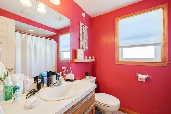 $799,900 | 11 Parnell Street, Millis, MA 02054