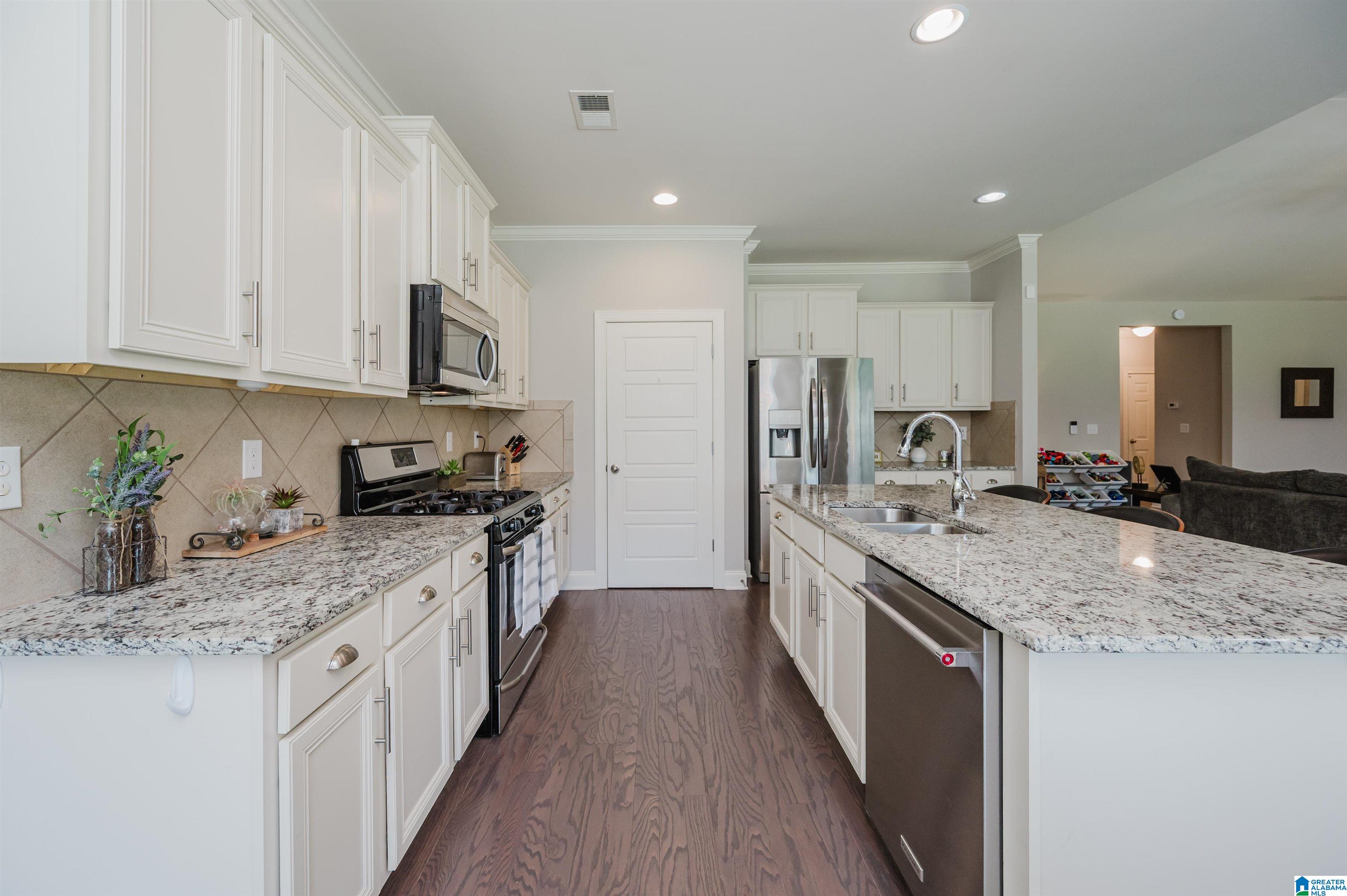 642 Chelsea Station Circle Chelsea, AL 35043 - Photo 11 of 35