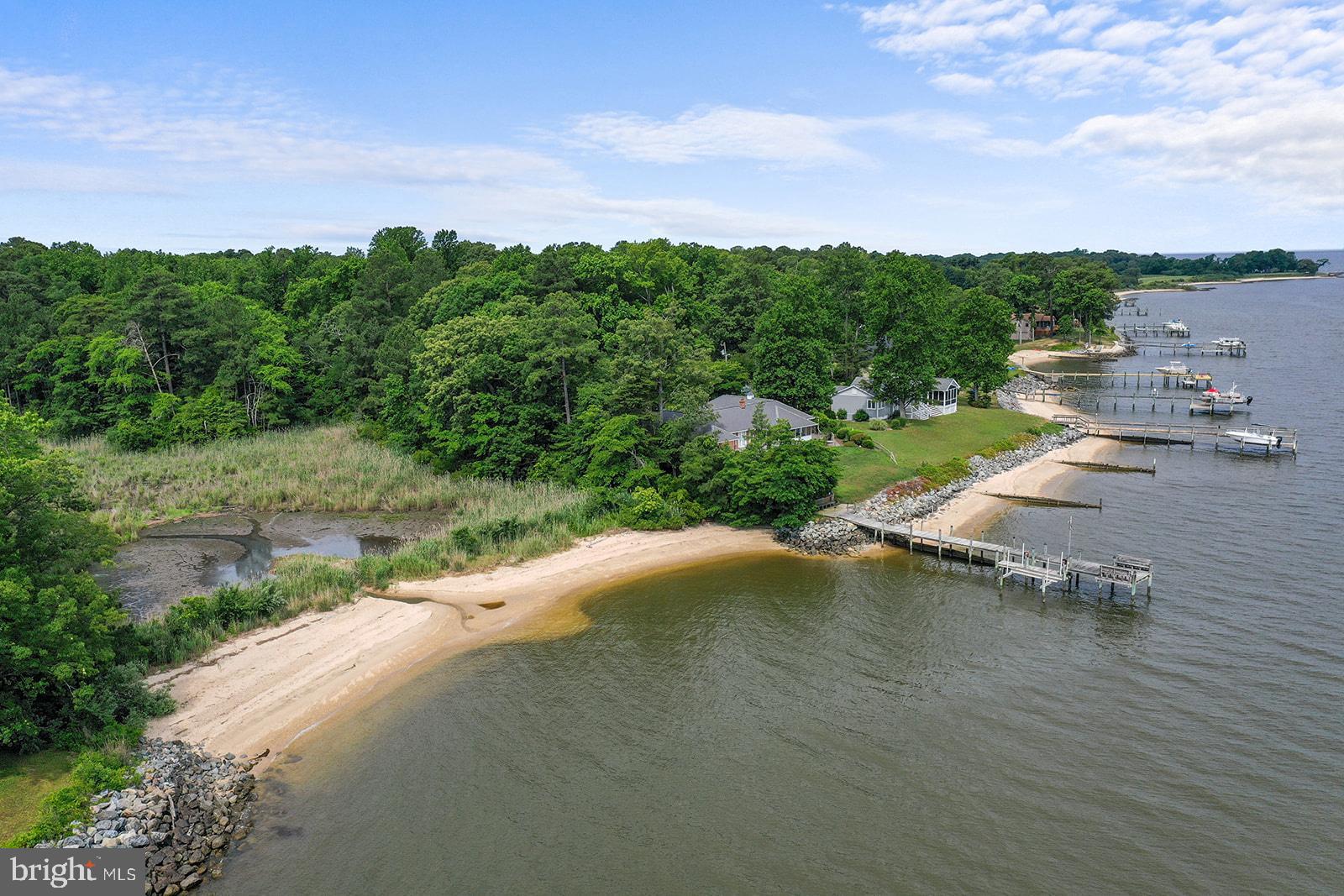 836 North Glebe Road Montross, VA 22520 - Photo 33 of 33 Community Beach
