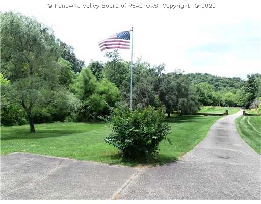 1811 Garretts Bend Road Sod, WV 25564 - Photo 7 of 16 View.