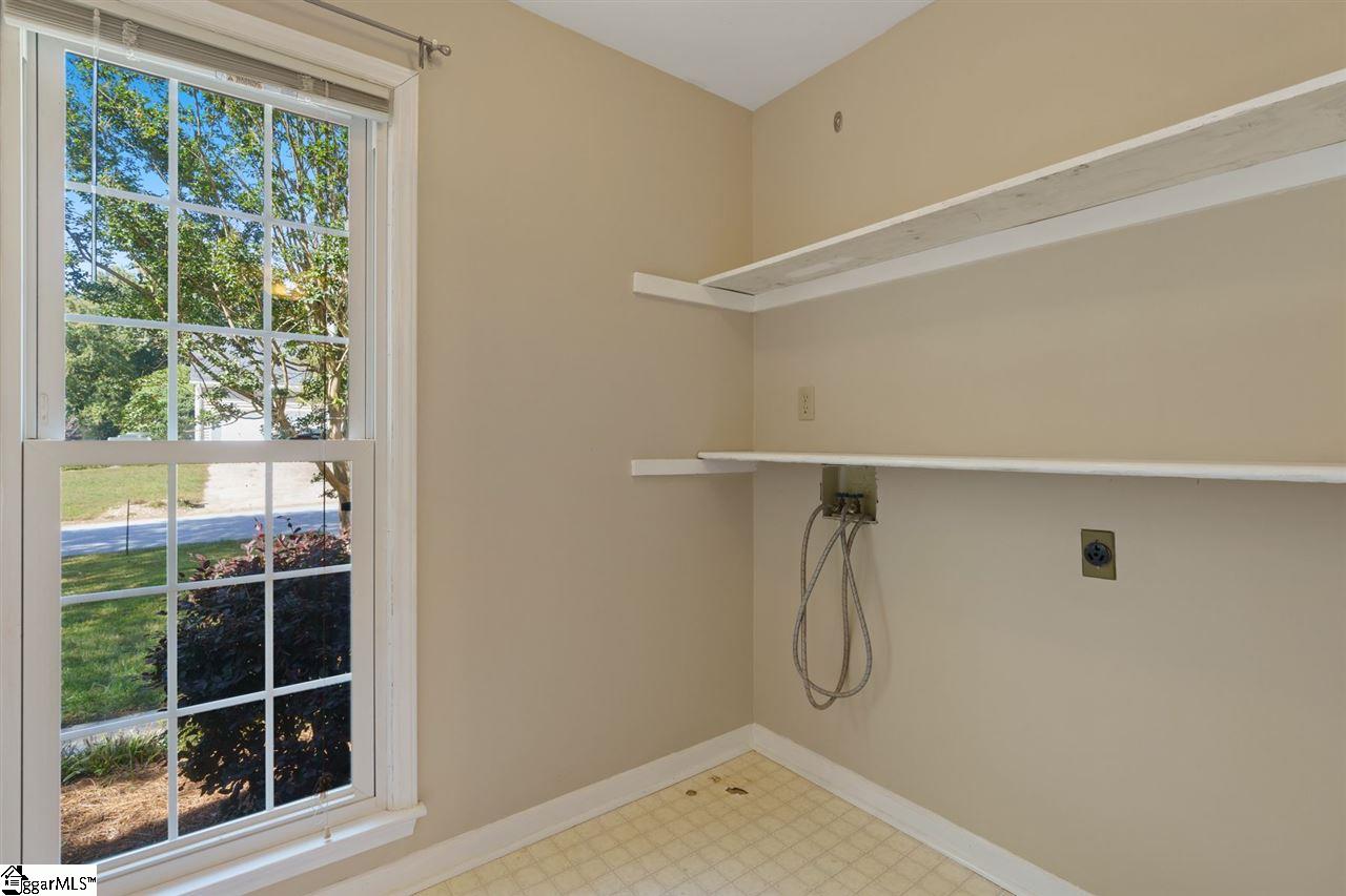 209 Spring Lake Loop Simpsonville, SC 29681 - Photo 30 of 34 Gallery Image 30