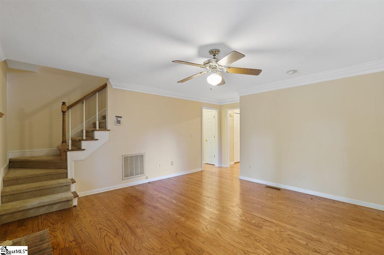 209 Spring Lake Loop Simpsonville, SC 29681 - Photo 5 of 34 Gallery Image 5