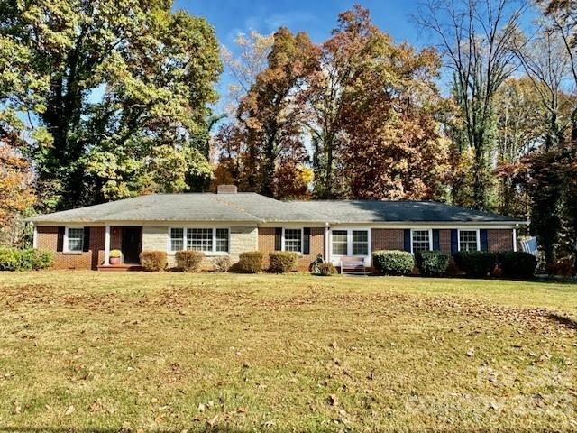 402 County Home Road Conover, NC 28613 - Photo 2 of 27 Gallery Image 2