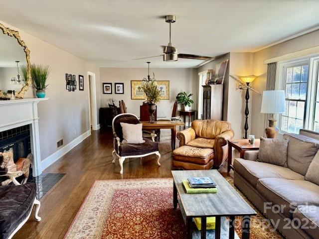 402 County Home Road Conover, NC 28613 - Photo 4 of 27 Gallery Image 4