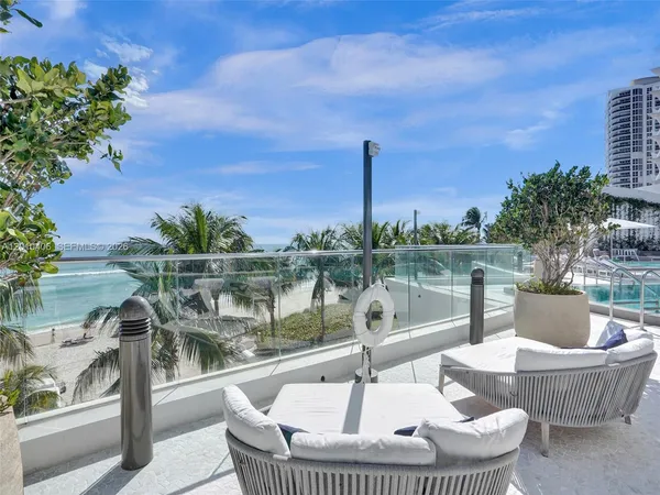 $8,900 | 17001 Collins Avenue, Unit 3702, Sunny Isles Beach, FL 33160