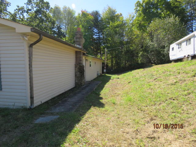 460 Clear Branch Road Rocky Top, TN 37769 - Photo 2 of 15 IMG_0103