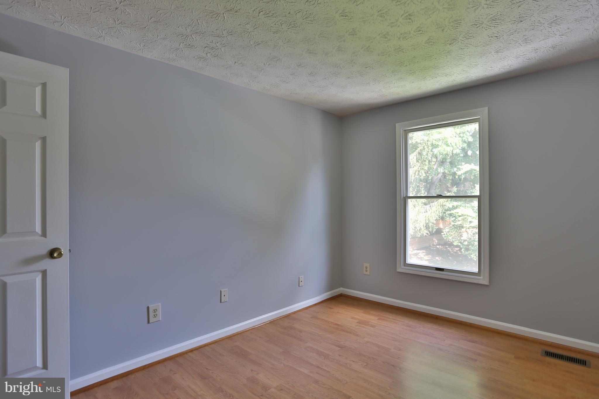 1541 Poplar Grove Drive Reston, VA 20194 - Photo 20 of 30 Bedroom