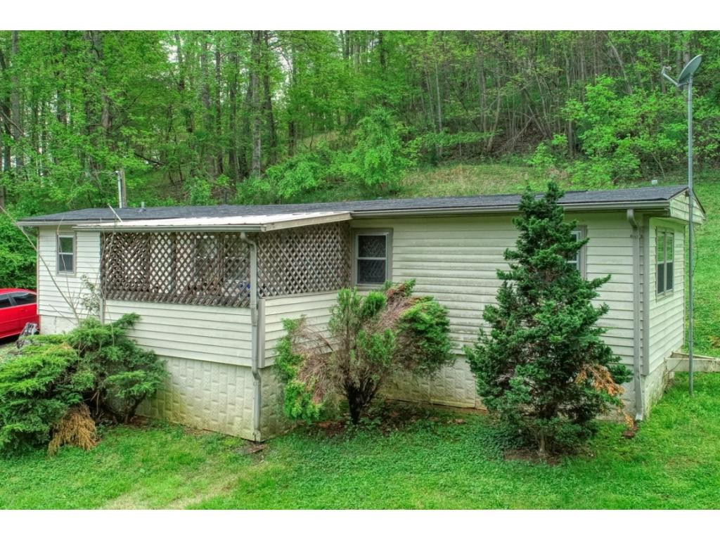 451 Fleming Road Kingsport, TN 37660 - Photo 1 of 18 Photo 1