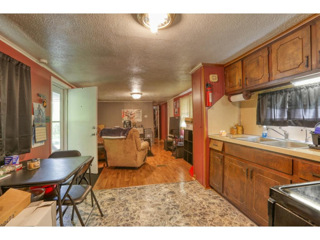 451 Fleming Road Kingsport, TN 37660 - Photo 8 of 18 Photo 8