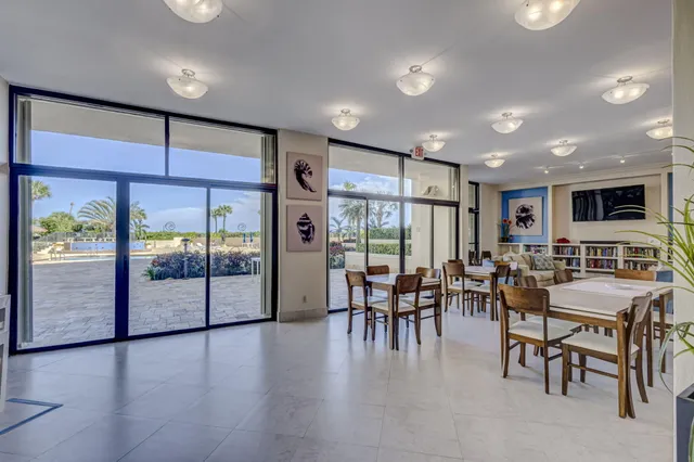 $649,000 | 100 Ocean Trail Way, Unit 305, Jupiter, FL 33477