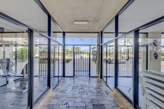 $649,000 | 100 Ocean Trail Way, Unit 305, Jupiter, FL 33477