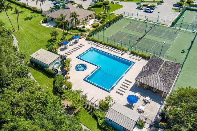 $649,000 | 100 Ocean Trail Way, Unit 305, Jupiter, FL 33477