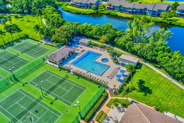 $649,000 | 100 Ocean Trail Way, Unit 305, Jupiter, FL 33477