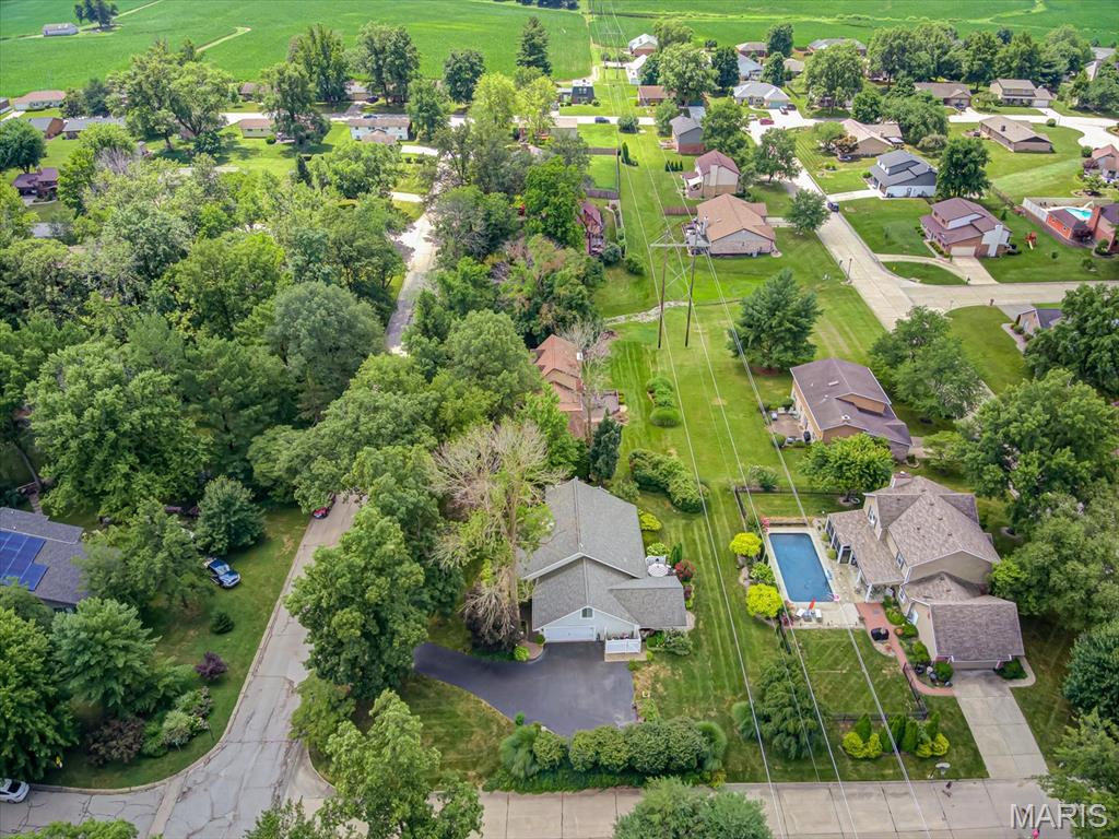 401 John Henry Road Belleville, IL 62220 - Photo 6 of 44 Gallery Image 6