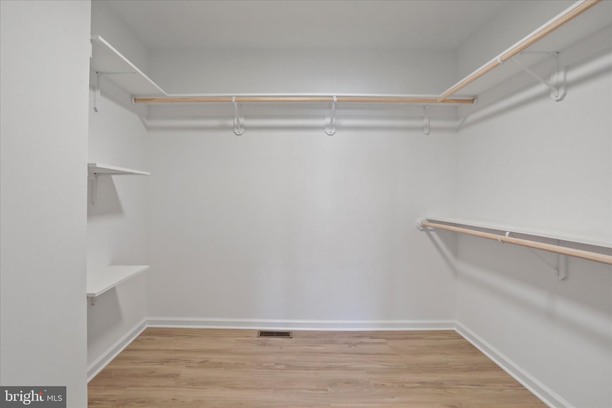 118 Windsor Knit Road Edinburg, VA 22824 - Photo 30 of 34 a view of an empty walk in closet