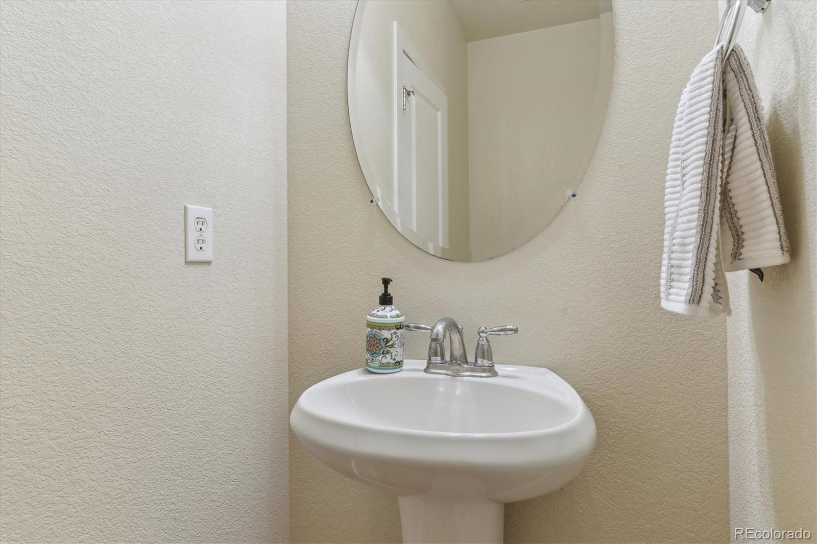 10607 Rutledge Street Parker, CO 80134 - Photo 23 of 33 Gallery Image 23