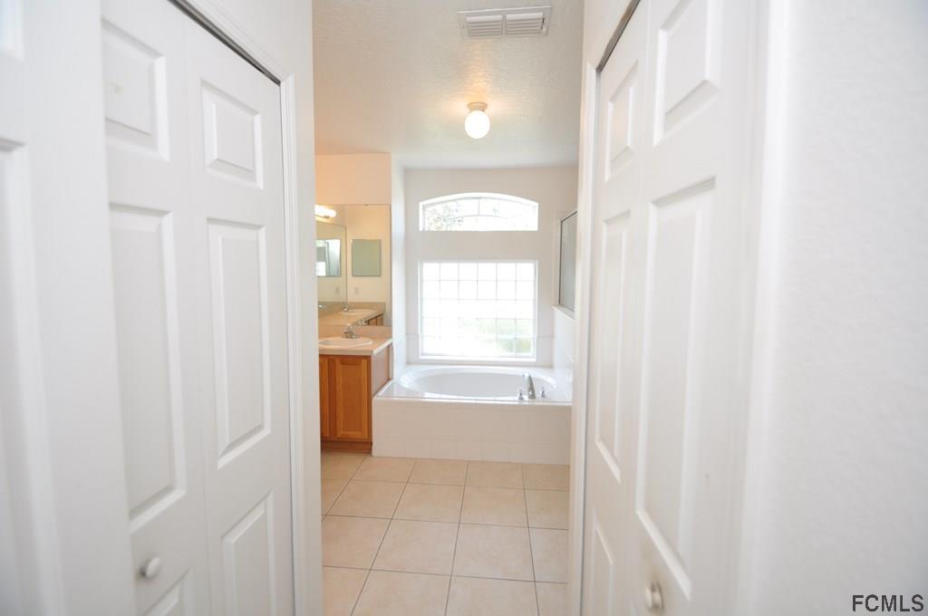 22 Riverside Lane Palm Coast, FL 32164 - Photo 24 of 47 Gallery Image 24