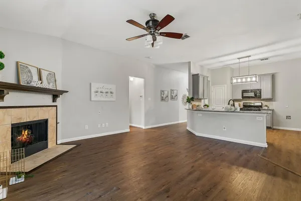 $2,550 | 2832 Evening Mist Drive, Little Elm, TX 75068