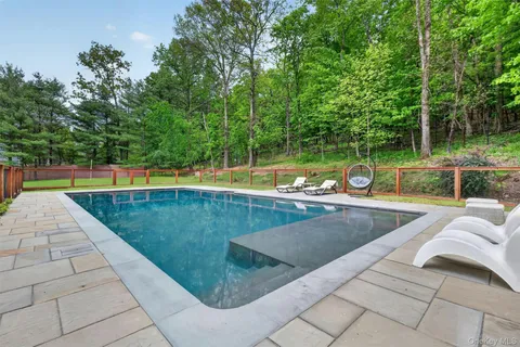 $1,200,000 | 8 Pine Tree Lane, Goshen, NY 10924