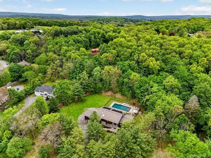 $1,200,000 | 8 Pine Tree Lane, Goshen, NY 10924