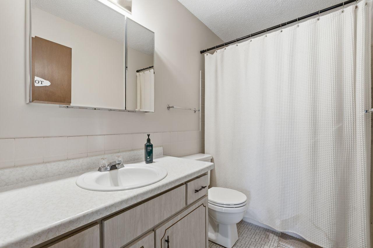 4045 Hodgson Road, Unit 201 Shoreview, MN 55126 - Photo 10 of 23 Gallery Image 10