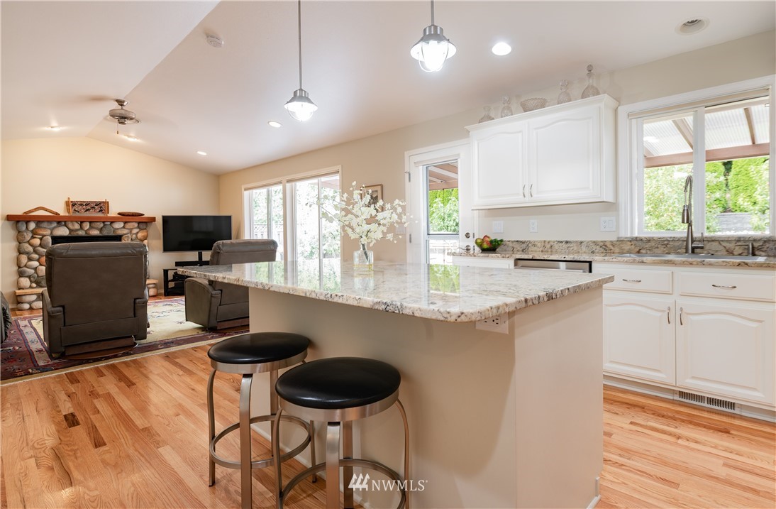 8173 Chehalis Road Blaine, WA 98230 - Photo 9 of 40 Gallery Image 9