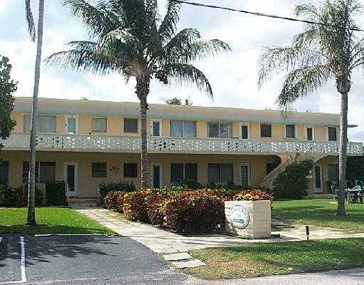1006 Casuarina Road, Unit 12 Delray Beach, FL 33483 - Photo 1 of 1 Primary Photo