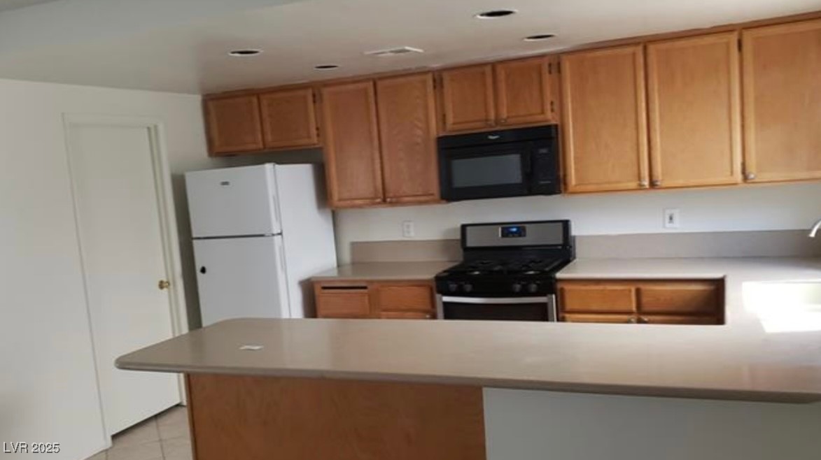 970 Flapjack Drive Henderson, NV 89014 - Photo 4 of 51