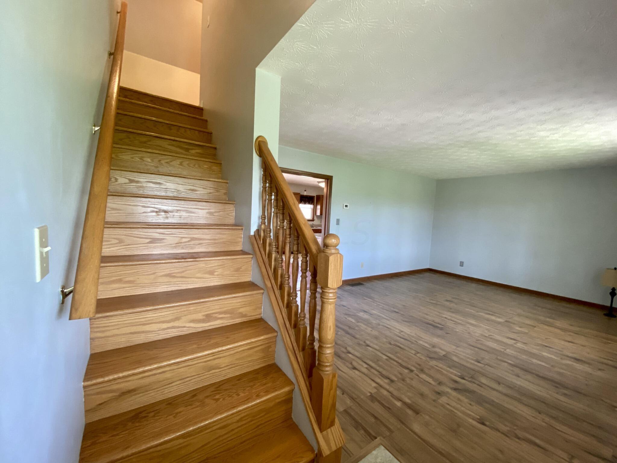 8441 Dunham Road Mount Vernon, OH 43050 - Photo 12 of 23