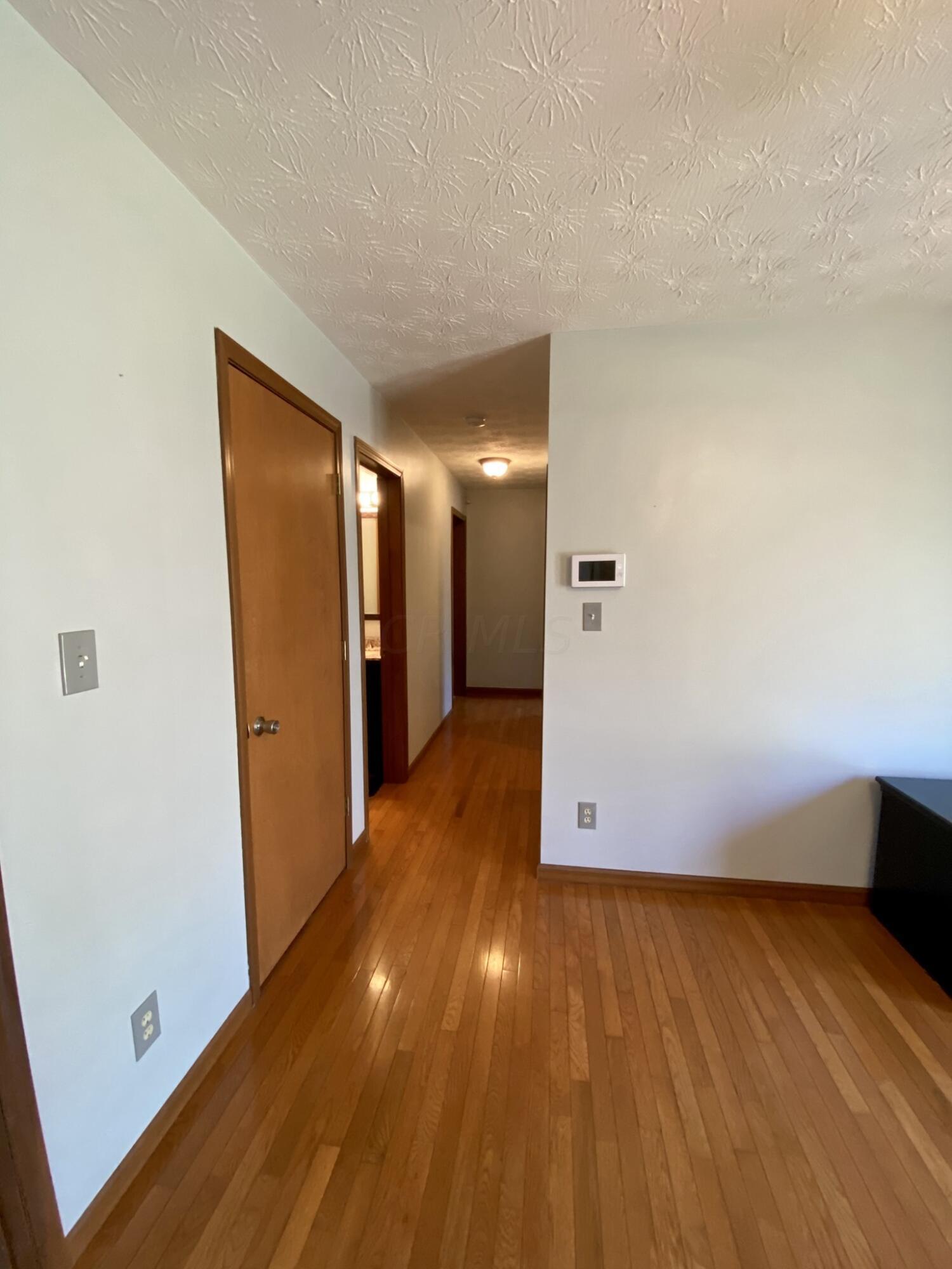 8441 Dunham Road Mount Vernon, OH 43050 - Photo 17 of 23