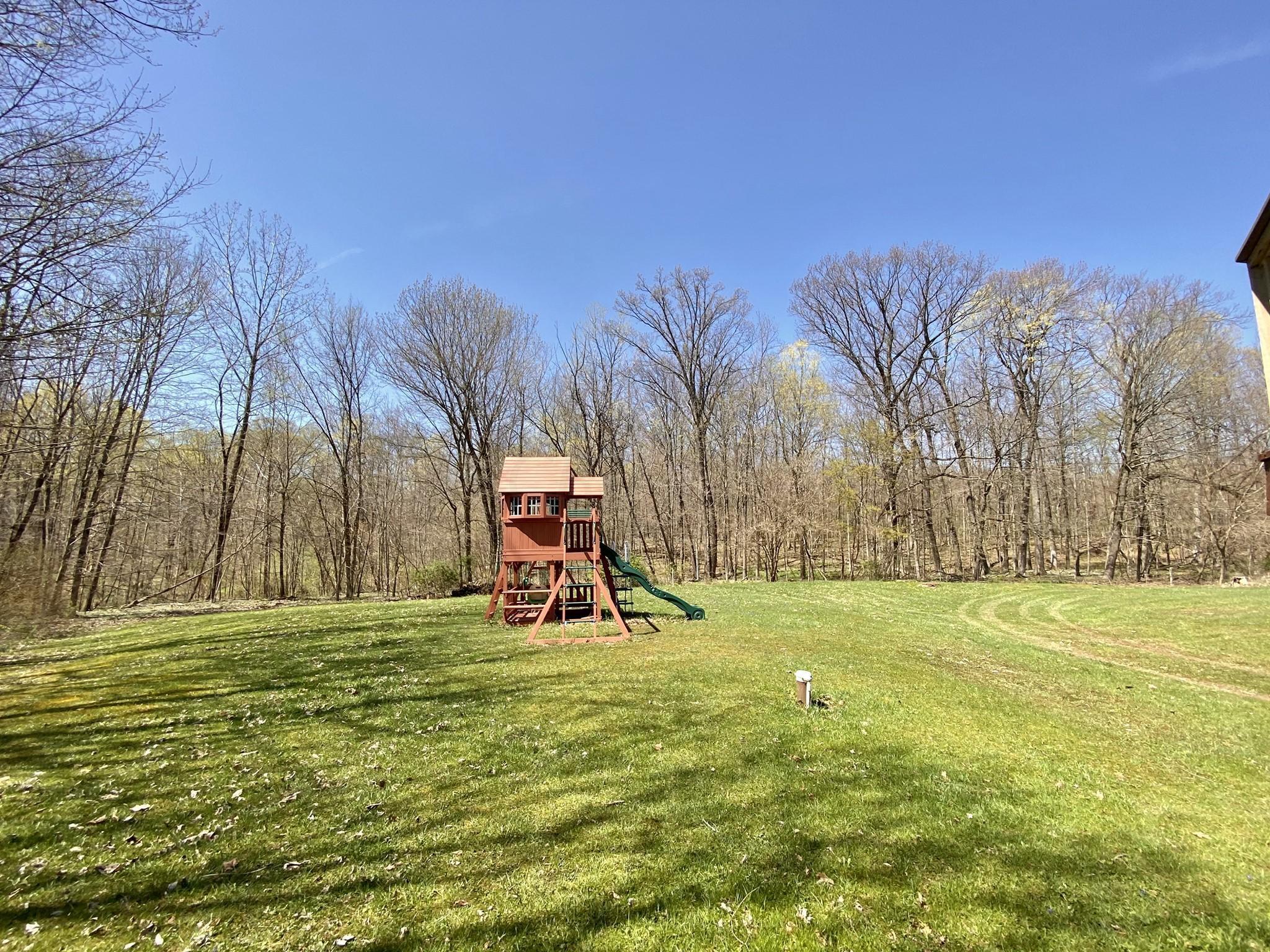 8441 Dunham Road Mount Vernon, OH 43050 - Photo 2 of 23