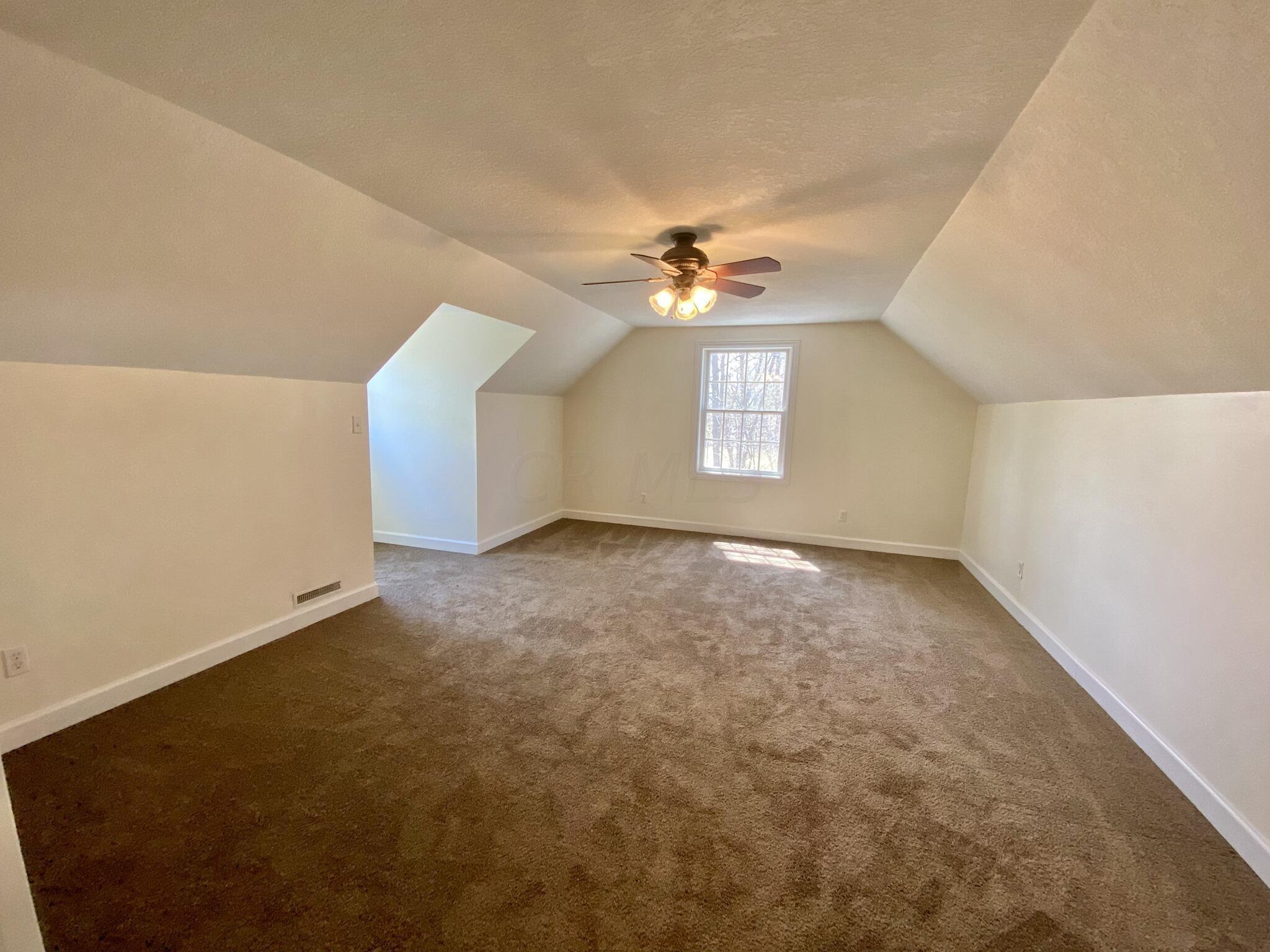 8441 Dunham Road Mount Vernon, OH 43050 - Photo 10 of 23