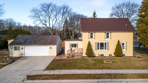 $279,900 | 2903 Wilgus Avenue, Sheboygan, WI 53081