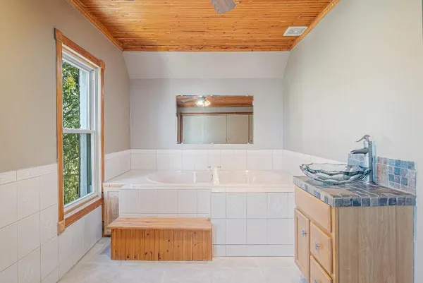 $279,900 | 2903 Wilgus Avenue, Sheboygan, WI 53081