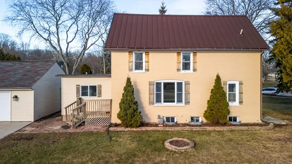 $279,900 | 2903 Wilgus Avenue, Sheboygan, WI 53081