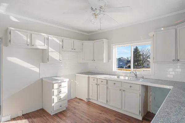 $279,900 | 2903 Wilgus Avenue, Sheboygan, WI 53081