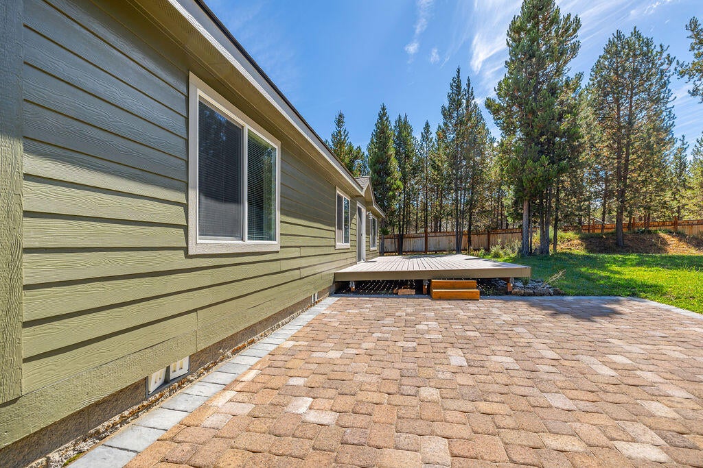 55053 Tamarack Road Bend, OR 97707 - Photo 32 of 41 32