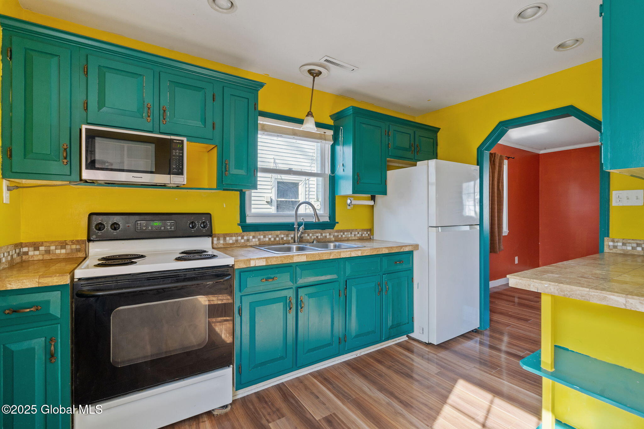 420 Clayton Road Schenectady, NY 12304 - Photo 9 of 29 18-web-or-mls-420-clayton-rd