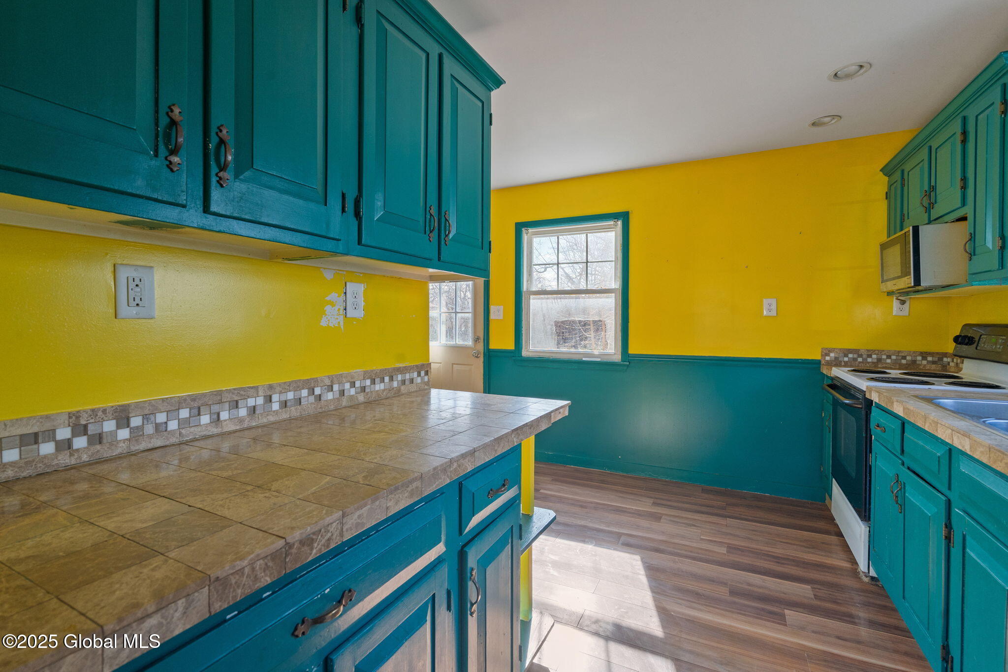 420 Clayton Road Schenectady, NY 12304 - Photo 10 of 29 14-web-or-mls-420-clayton-rd