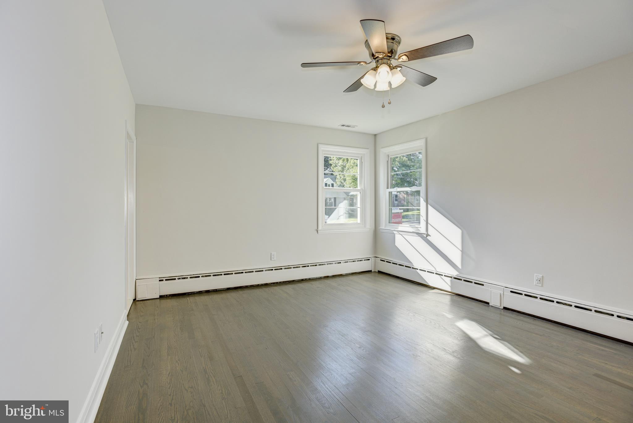 801 Quincy Road Baltimore, MD 21286 - Photo 22 of 52 Master bedroom