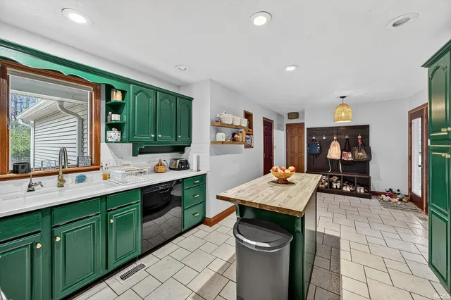 $409,900 | 15061 Yorkshire Drive, Plymouth, IN 46563